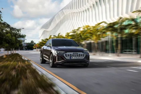 Audi Q8 Sportback e-tron