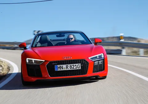Audi R8 V10 RWS Spyder