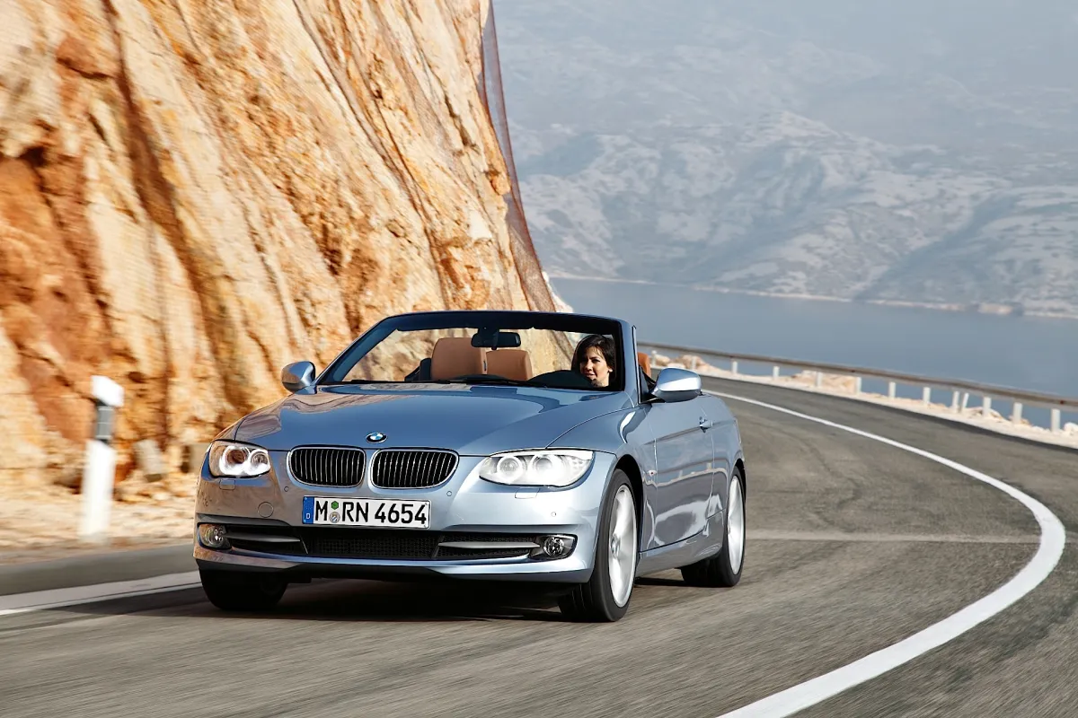 BMW 3 Series Convertible (E93)