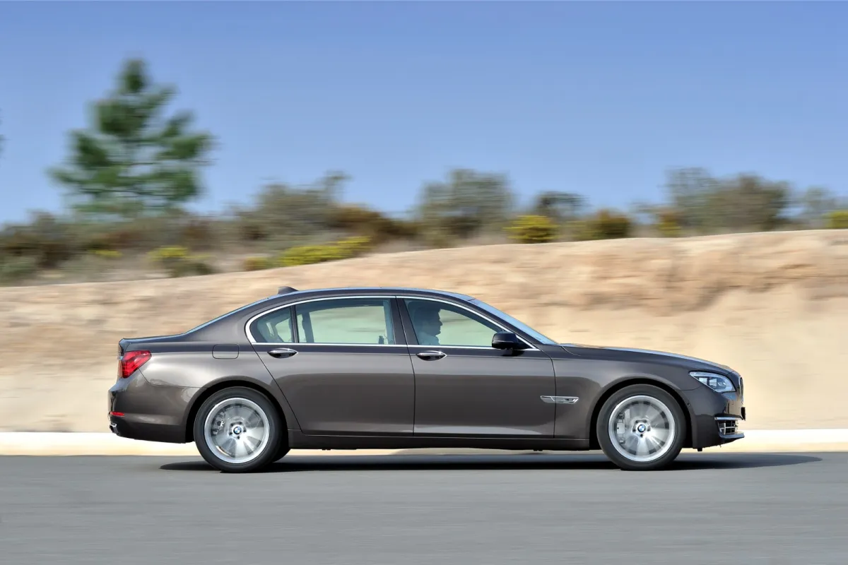 BMW 7 Series (F01/02) Facelift