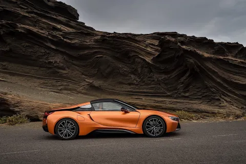 BMW i8 Roadster (I15)