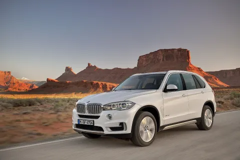 BMW X5 (F15)