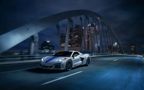 Chevrolet Corvette E-Ray Convertible