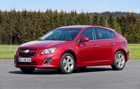 Chevrolet Cruze HB5