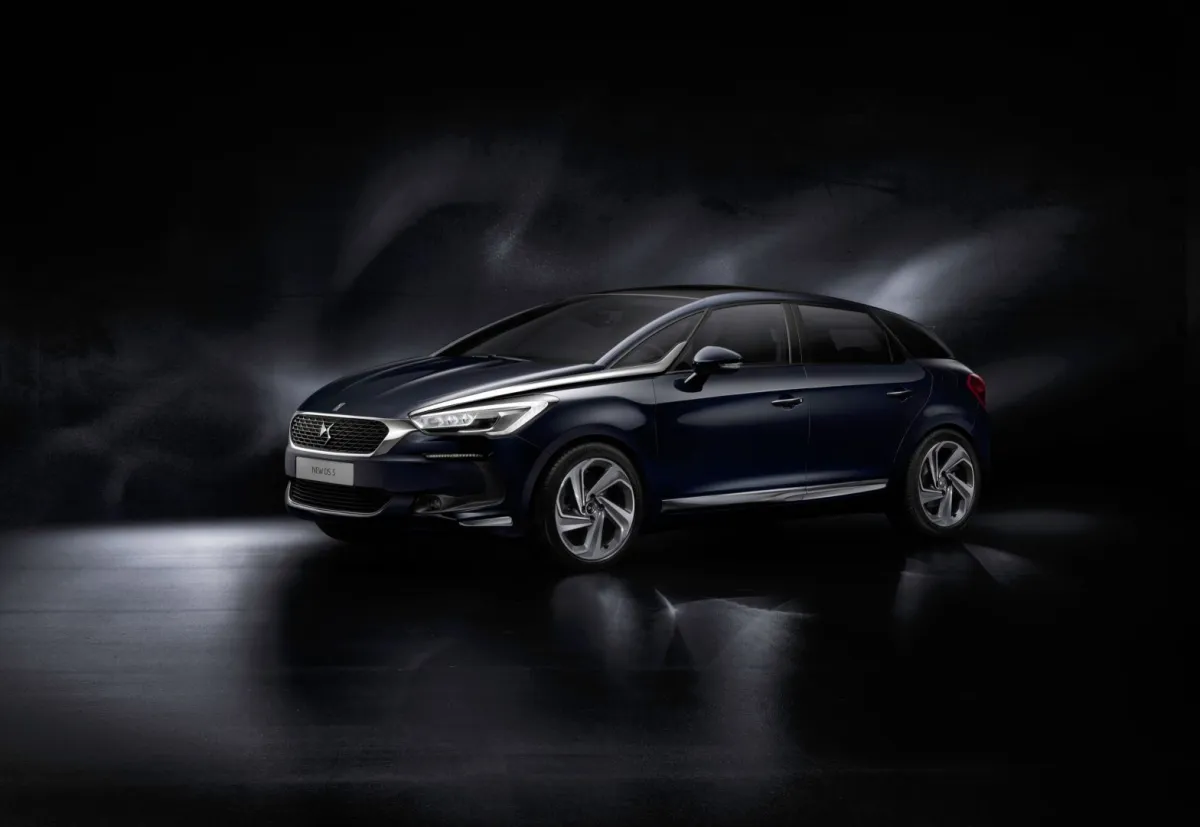 DS Automobiles DS 5