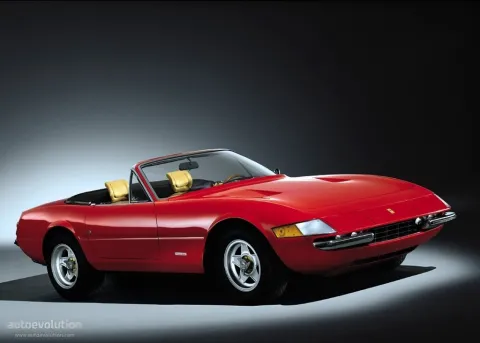 Ferrari 365 GTS/4