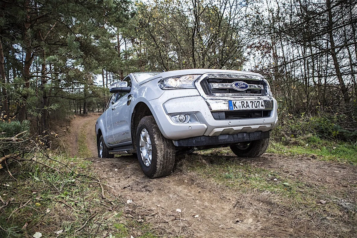 Ford Ranger Super Cab