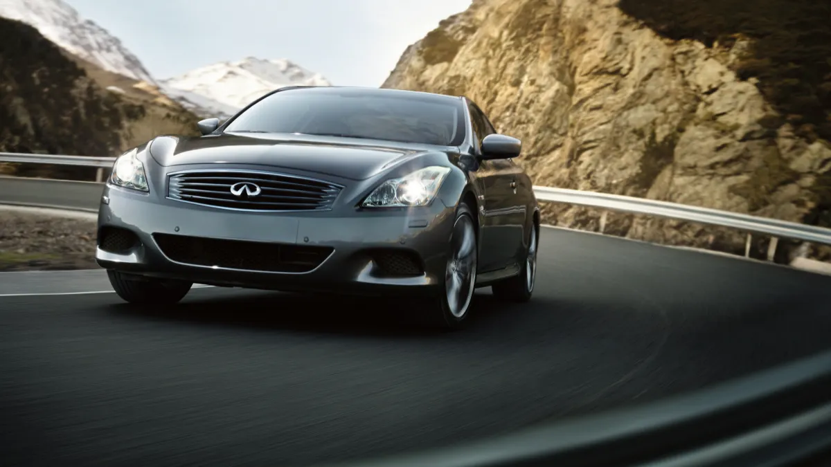 Infiniti Q60