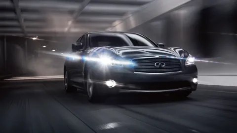 Infiniti Q70