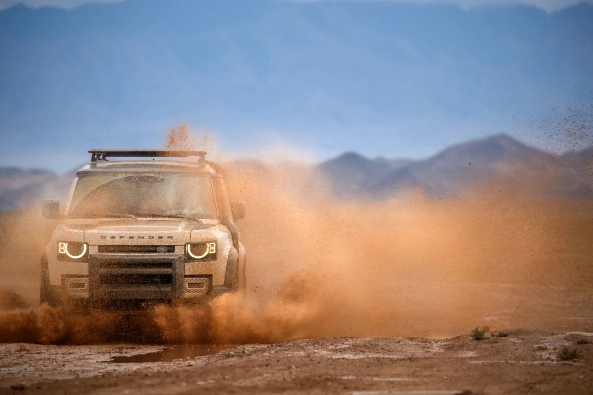 Land Rover Defender 110