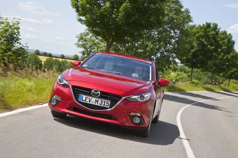 Mazda 3 / Axela Hatchback