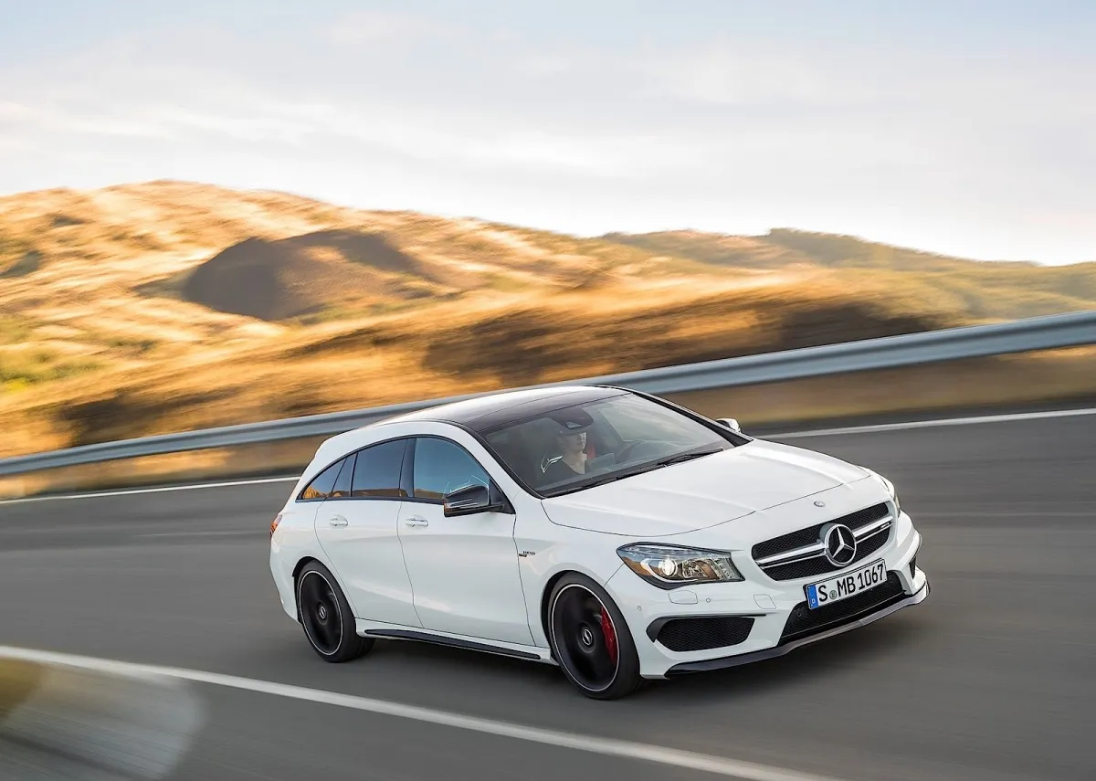 Mercedes-AMG CLA 45 Shooting Brake
