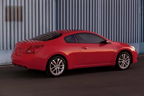 Nissan Altima Coupe