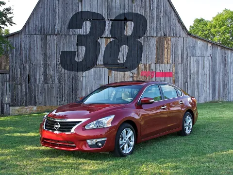 Nissan Altima Sedan