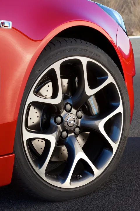 Opel Insignia Sports Tourer OPC