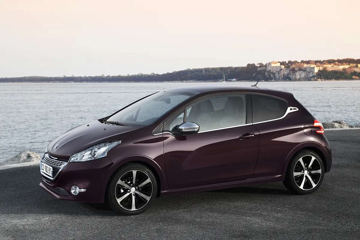 Peugeot 208 XY