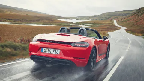 Porsche 718 Boxster T (982)
