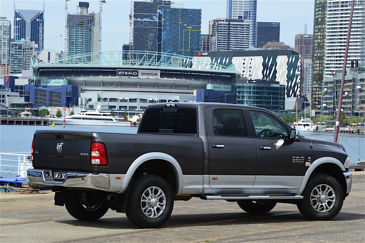 RAM Trucks 3500 Crew Cab