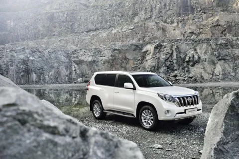 Toyota Land Cruiser 150 5 Doors