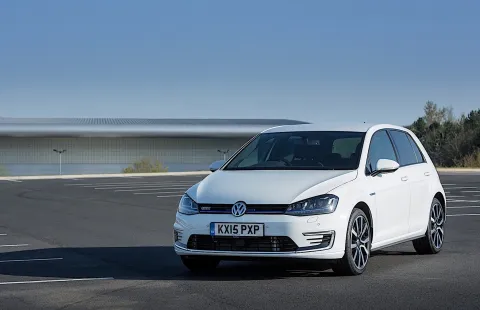 Volkswagen Golf VII GTE