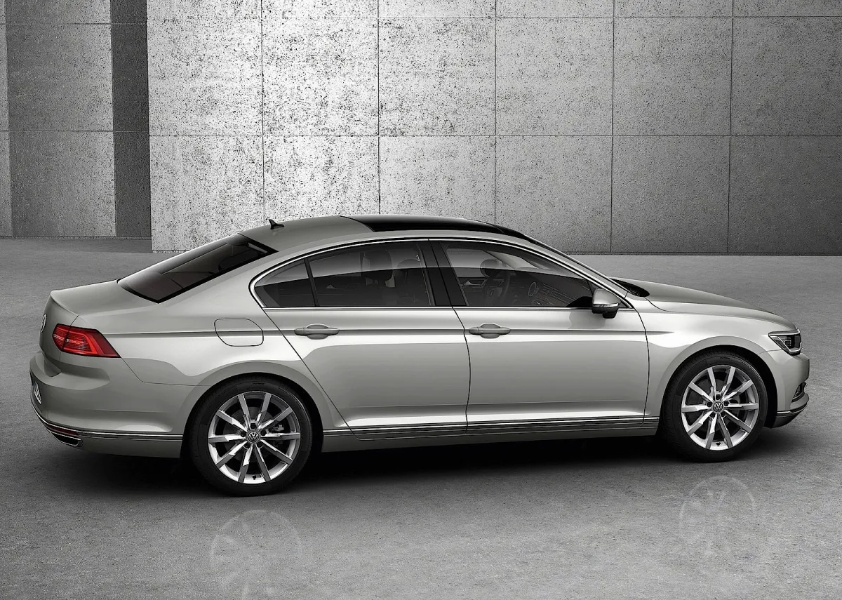 Volkswagen Passat Sedan