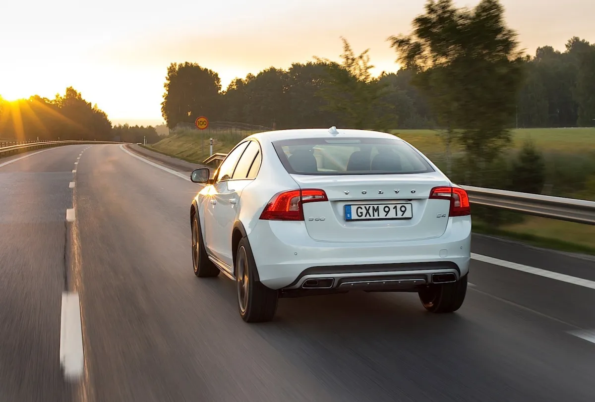 Volvo S60 Cross Country