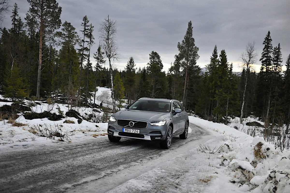 Volvo V90 Cross Country